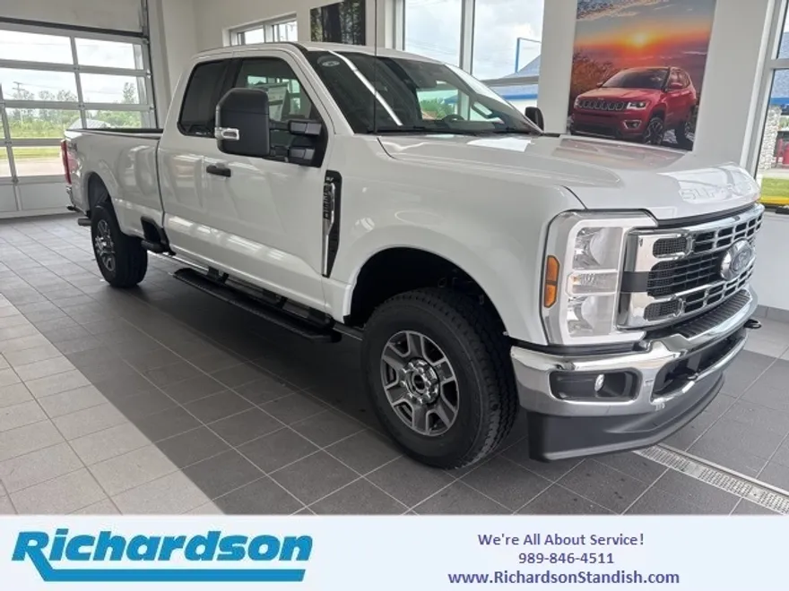 2025 Ford F-350 XLT photo 1