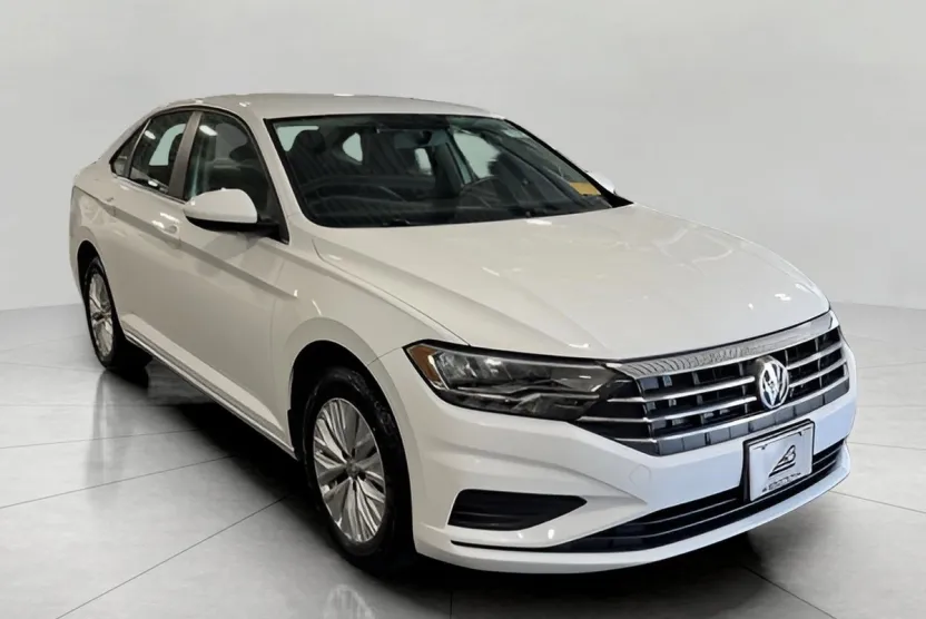 2019 Volkswagen Jetta SE R-Line photo 1