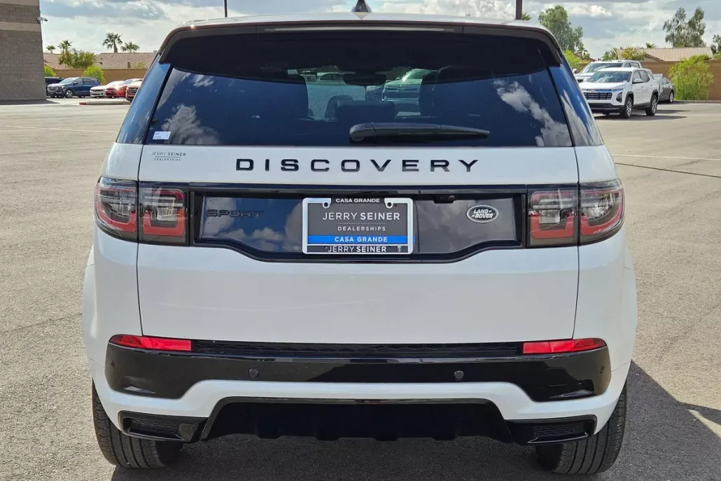 2023 Land Rover Discovery Sport S R-Dynamic photo 1