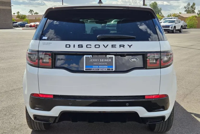 2023 Land Rover Discovery Sport S R-Dynamic photo 1