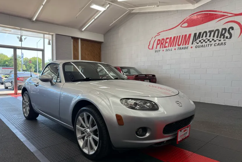 2008 Mazda MX-5 Miata Miata Grand Touring photo 1