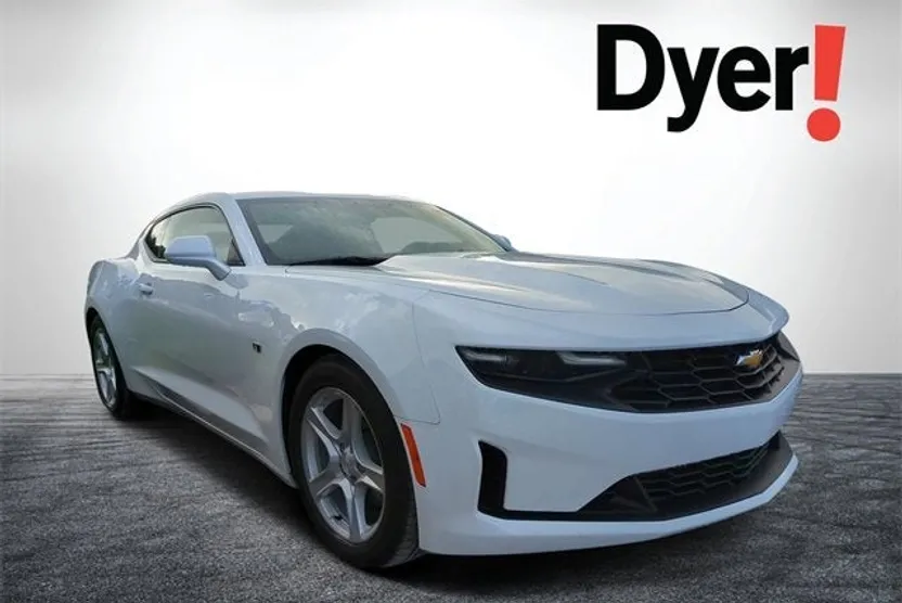 2023 Chevrolet Camaro 1LT photo 1
