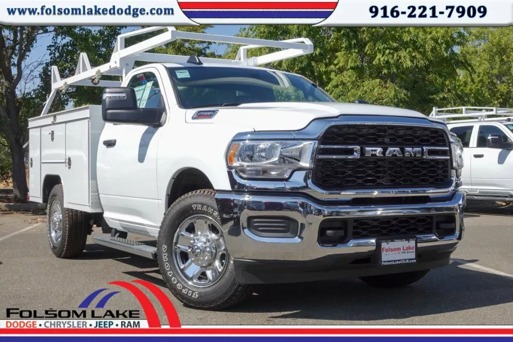 2024 Ram 2500 Tradesman photo 1