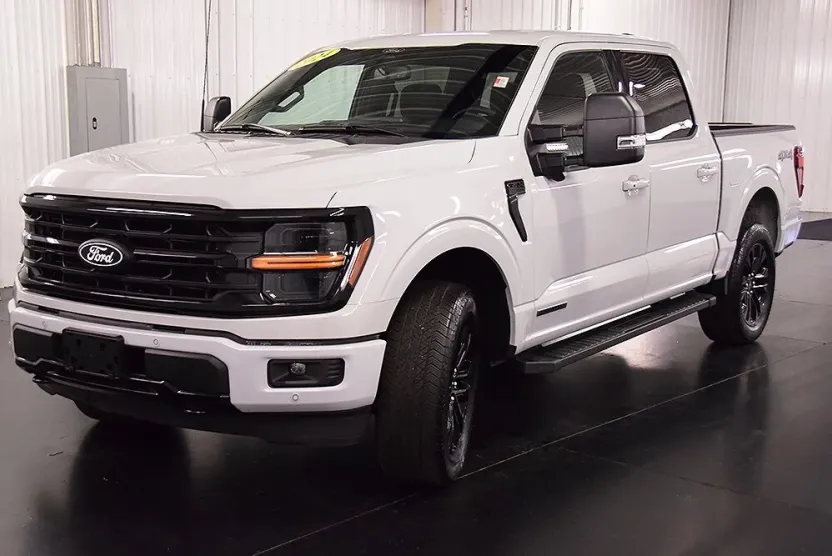 2024 Ford F-150 XLT photo 1