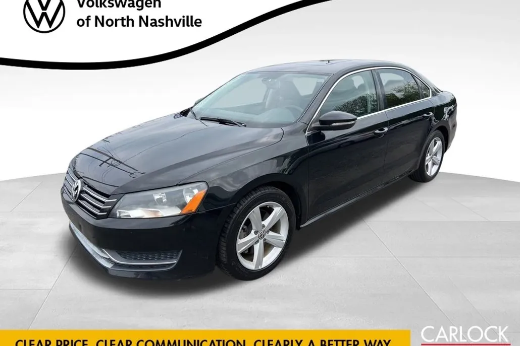 2012 Volkswagen Passat SE photo 1