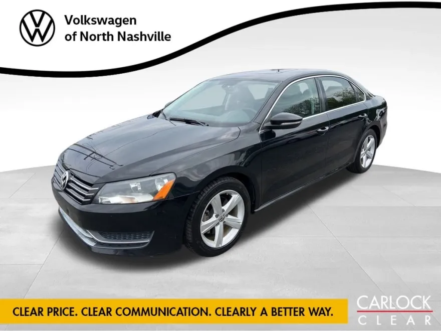 2012 Volkswagen Passat SE photo 1