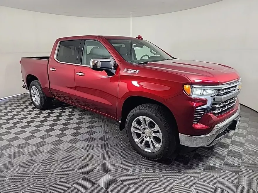 2026 Chevrolet Silverado 1500 LTZ photo 1