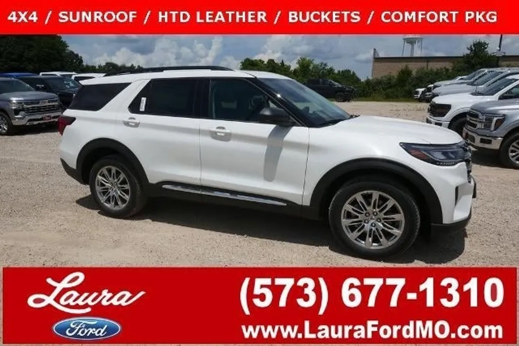 2025 Ford Explorer photo 1