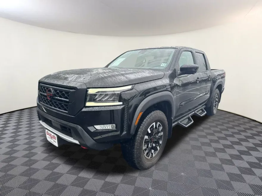 2023 Nissan Frontier PRO-4X photo 1