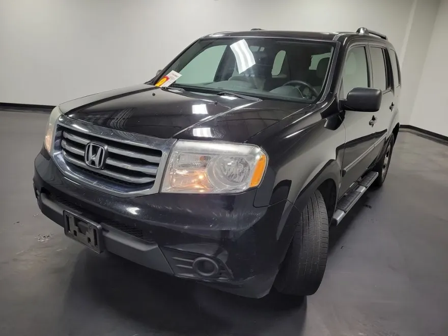 2015 Honda Pilot LX photo 1