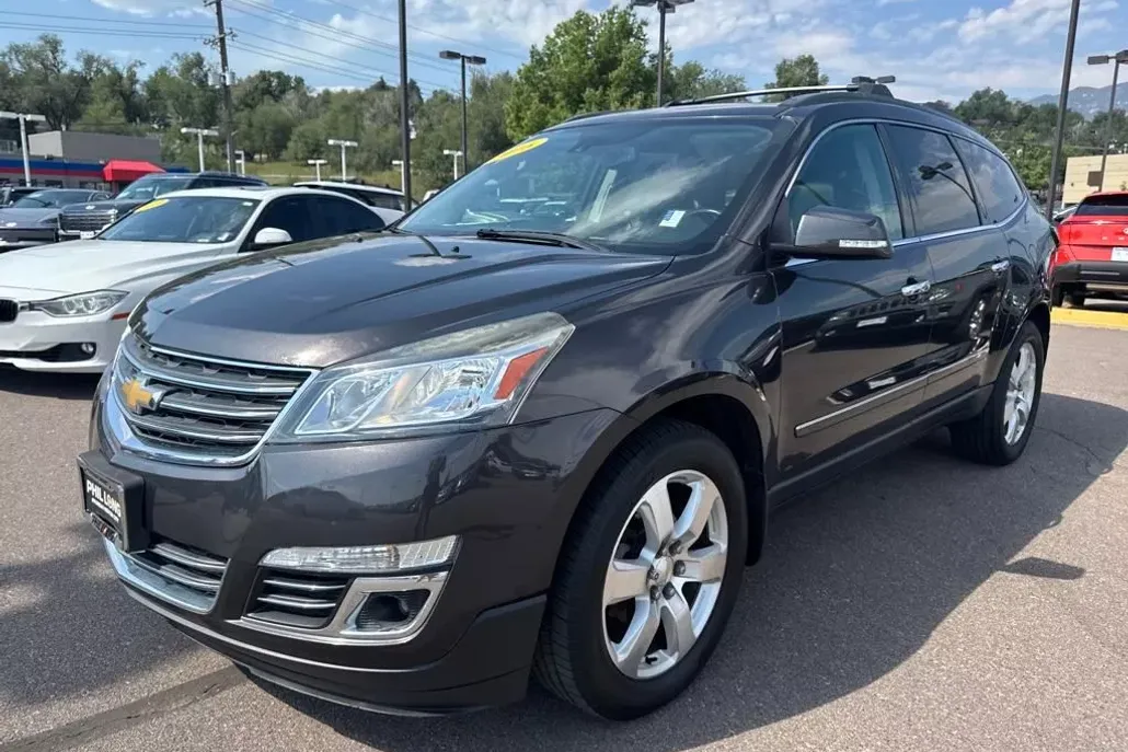2016 Chevrolet Traverse LTZ photo 1