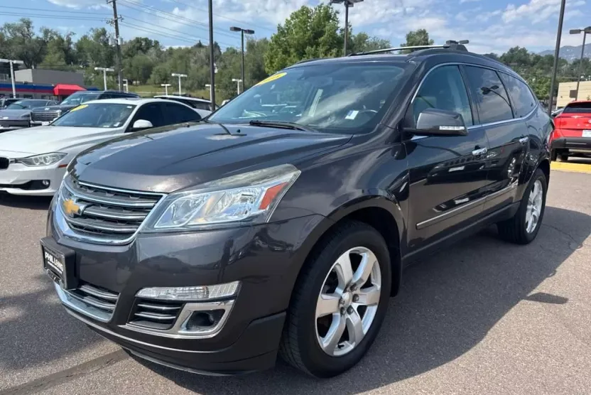 2016 Chevrolet Traverse LTZ photo 1