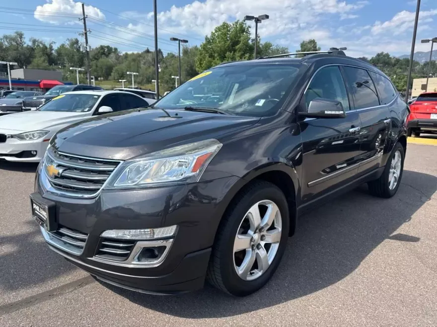 2016 Chevrolet Traverse LTZ photo 1