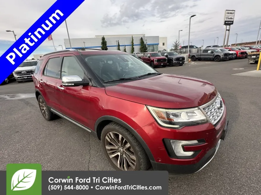 2017 Ford Explorer Platinum photo 1
