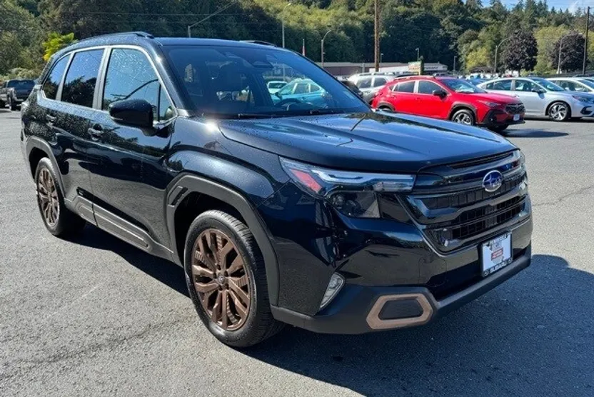 2025 Subaru Forester Sport photo 1