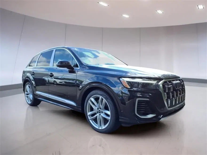 2025 Audi Q7 Premium Plus photo 1