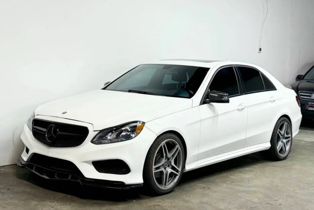 2014 Mercedes Benz E 350 Sport photo 1