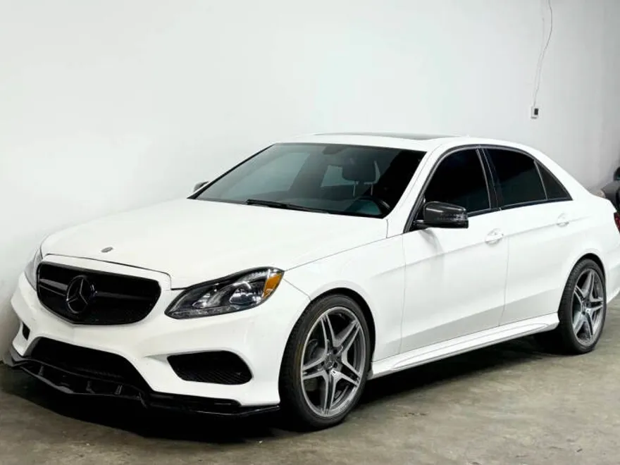 2014 Mercedes Benz E 350 Sport photo 1