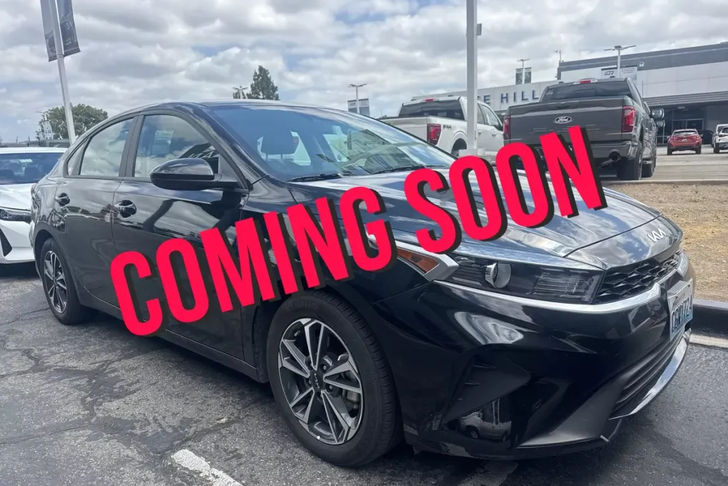 2024 Kia Forte LXS photo 1