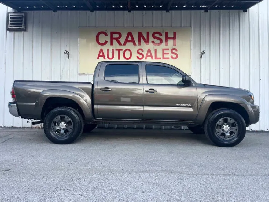 2010 Toyota Tacoma PreRunner V6 photo 1