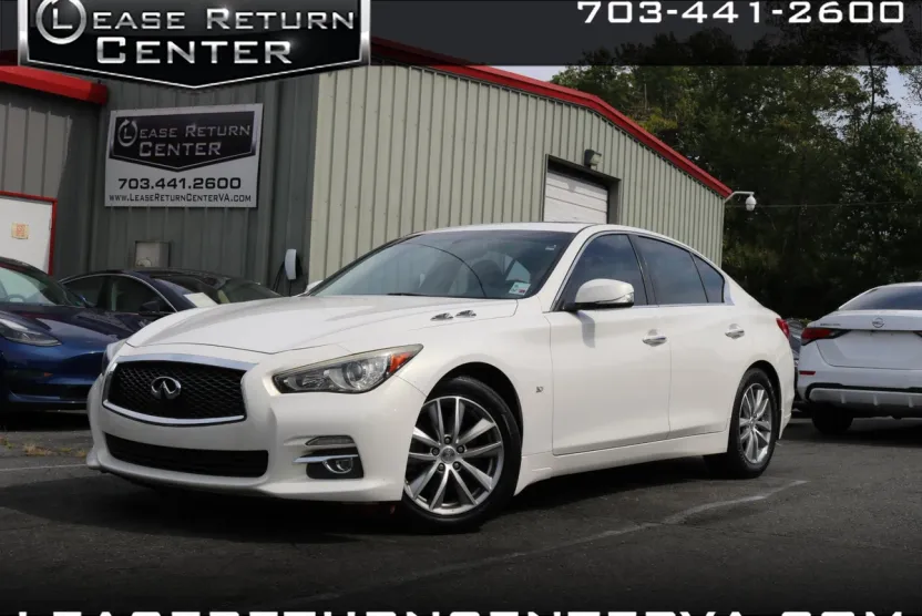 2015 Infiniti Q50 Premium photo 1