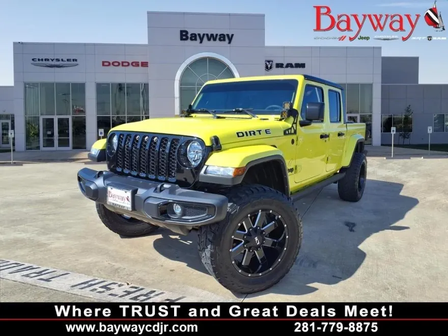 2023 Jeep Gladiator Willys photo 1