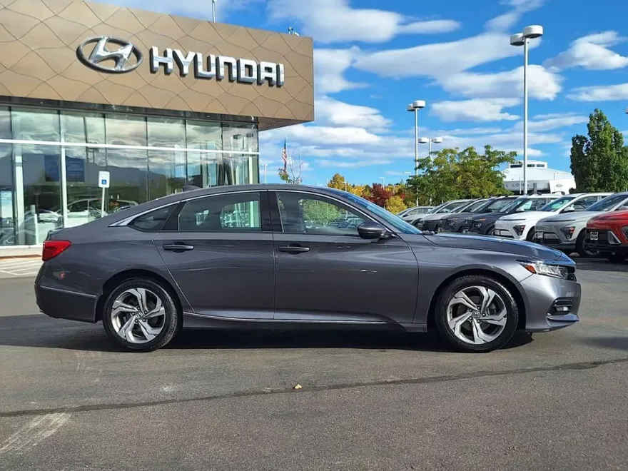 2019 Honda Accord EX-L photo 1