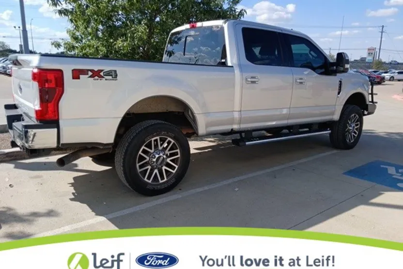 2019 Ford F-250 Lariat photo 1