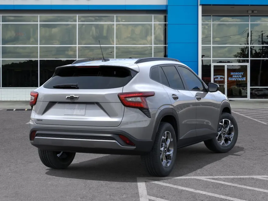 2025 Chevrolet Trax LT photo 1