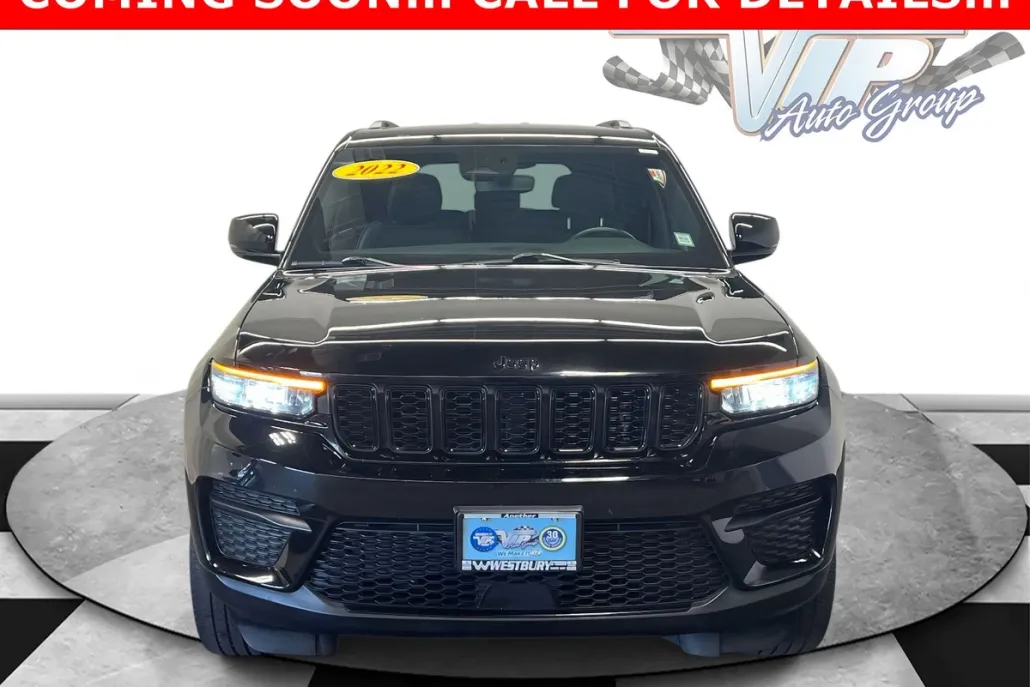 2022 Jeep Grand Cherokee Altitude photo 1
