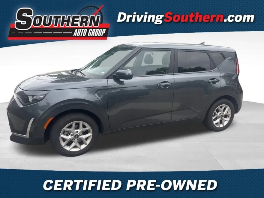 2023 Kia Soul LX photo 1