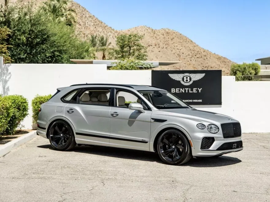 2024 Bentley Bentayga EWB Azure photo 1