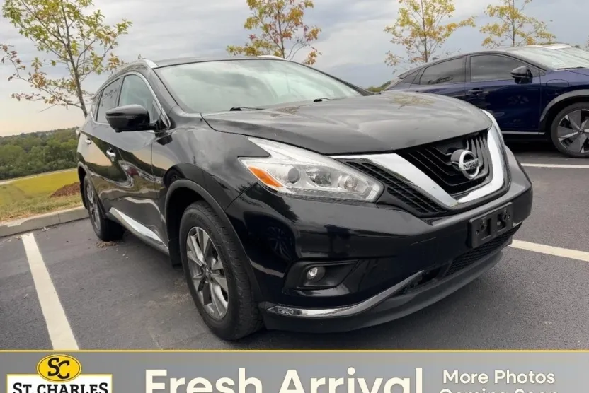 2017 Nissan Murano SL photo 1