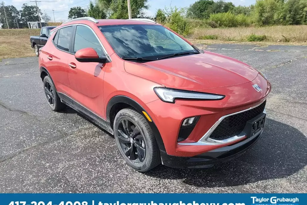 2024 Buick Encore GX Sport Touring photo 1