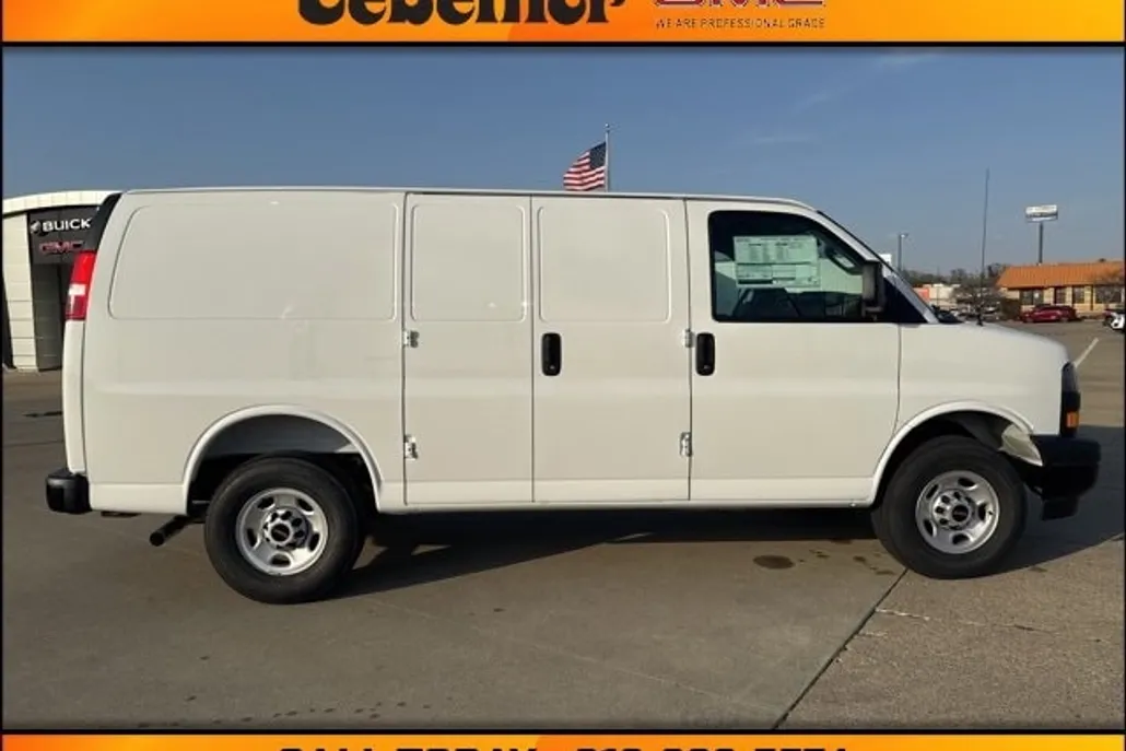 2024 Gmc Savana Cargo 2500 photo 1