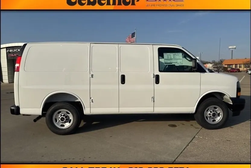 2024 Gmc Savana Cargo 2500 photo 1