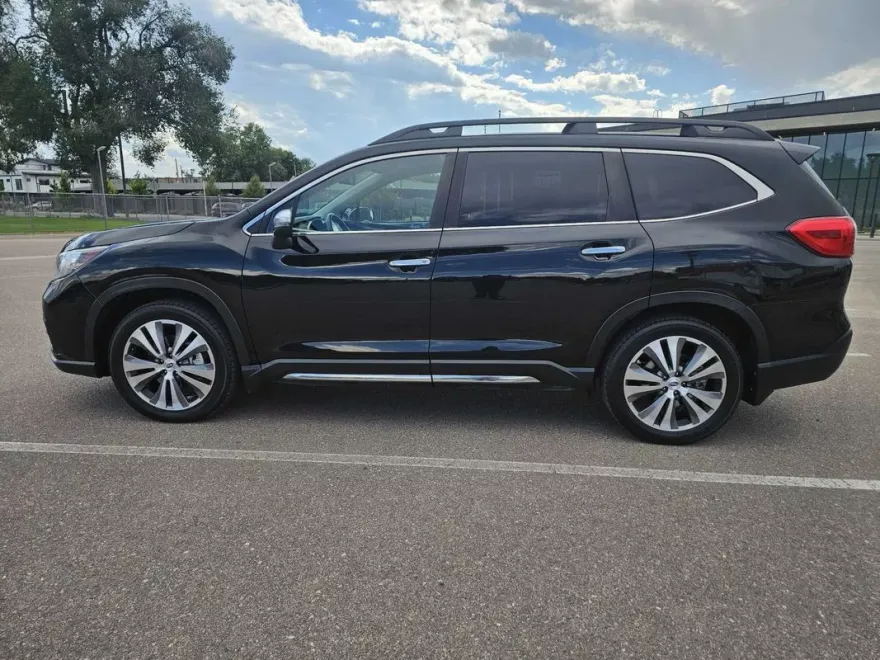 2020 Subaru Ascent Touring photo 1