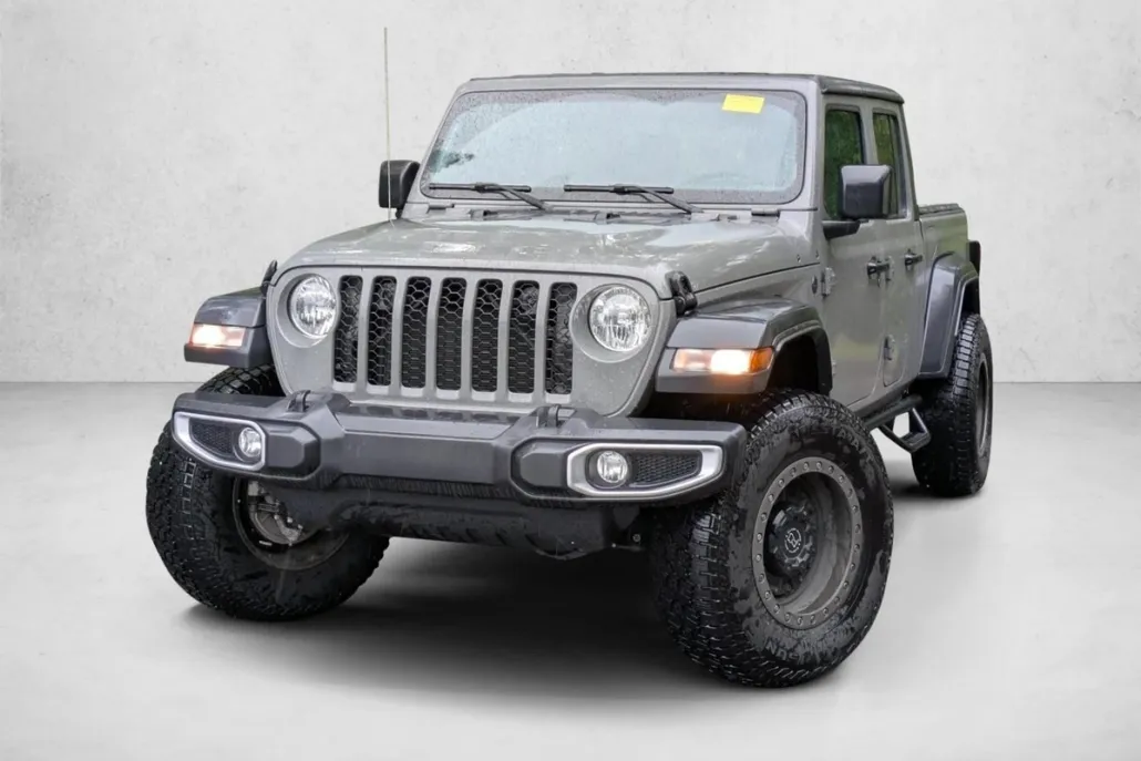 2023 Jeep Gladiator Sport photo 1