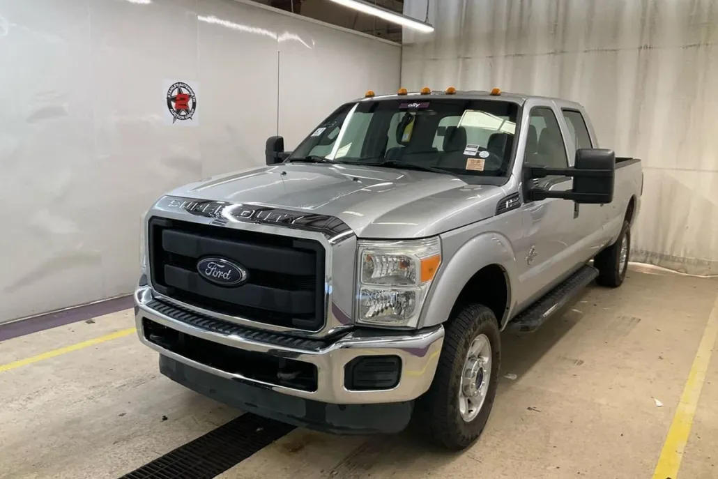 2016 Ford F-350 XLT photo 1