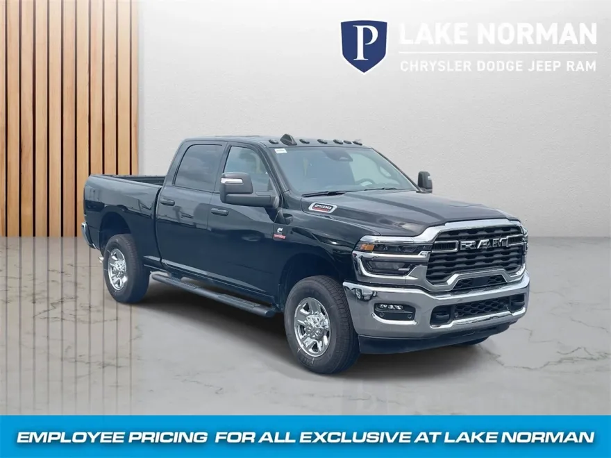 2025 Ram 2500 Tradesman photo 1