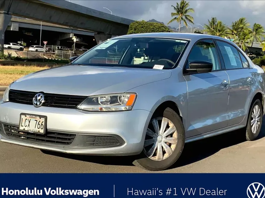 2013 Volkswagen Jetta 2.0 Base photo 1