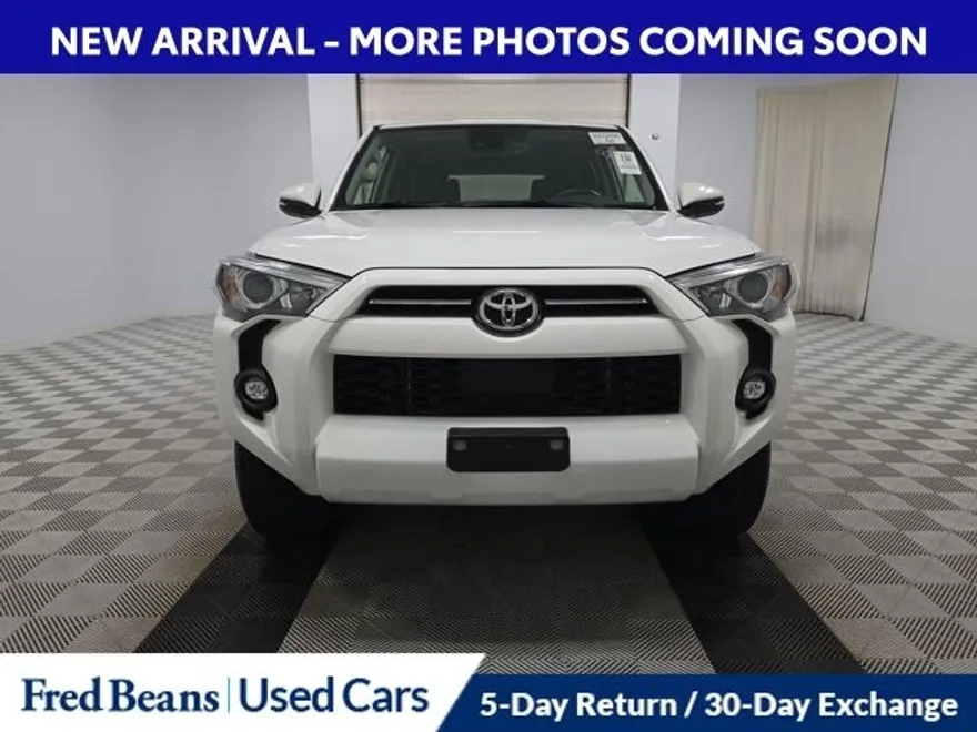 2024 Toyota 4Runner SR5 Premium photo 1
