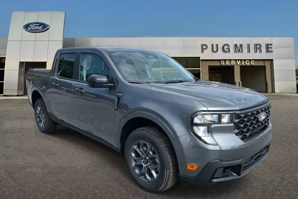 2025 Ford Maverick XLT photo 1