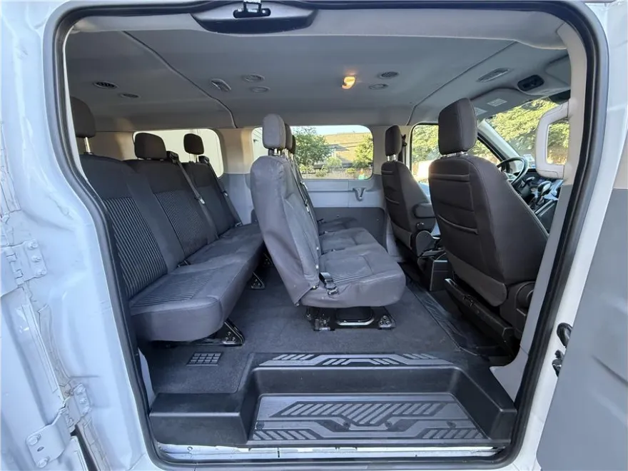 2017 Ford Transit XL Van photo 1