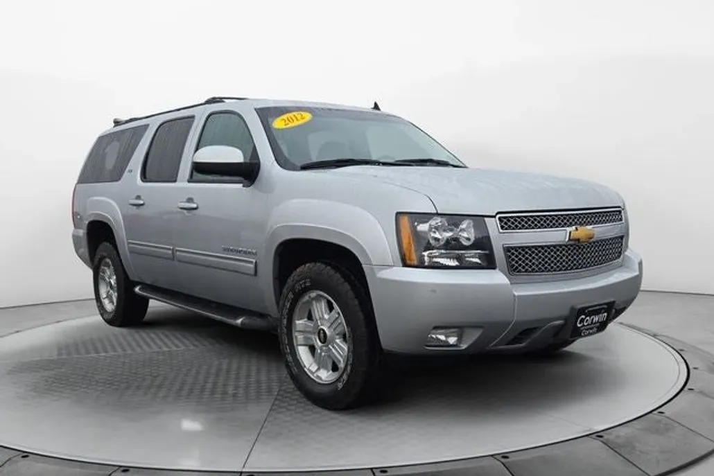 2012 Chevrolet Suburban LT photo 1