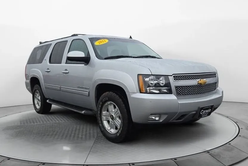 2012 Chevrolet Suburban LT photo 1