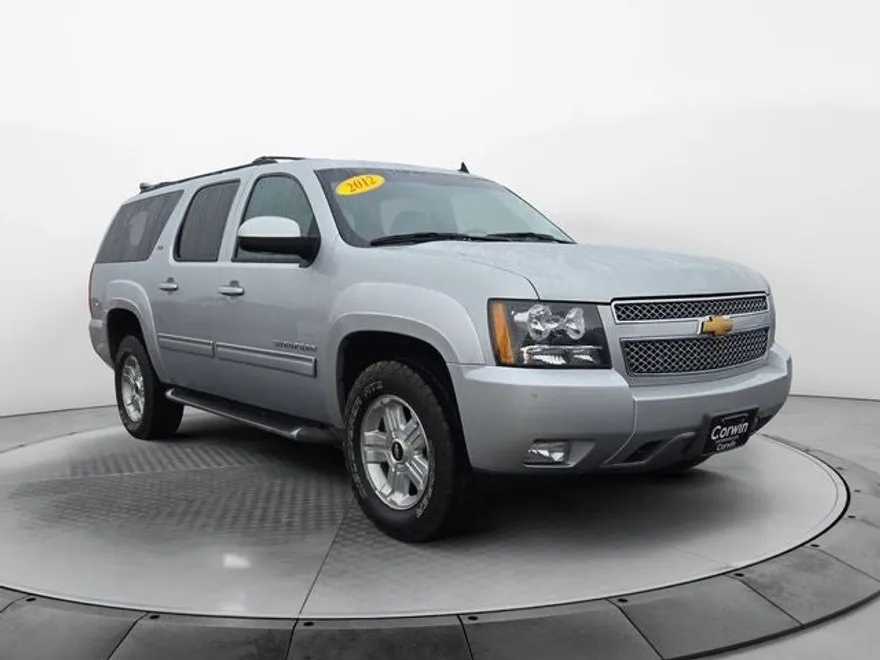 2012 Chevrolet Suburban LT photo 1