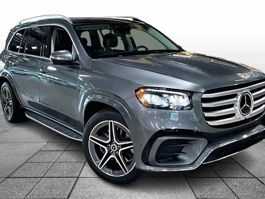 2026 Mercedes Benz GLS 450 4MATIC photo 1