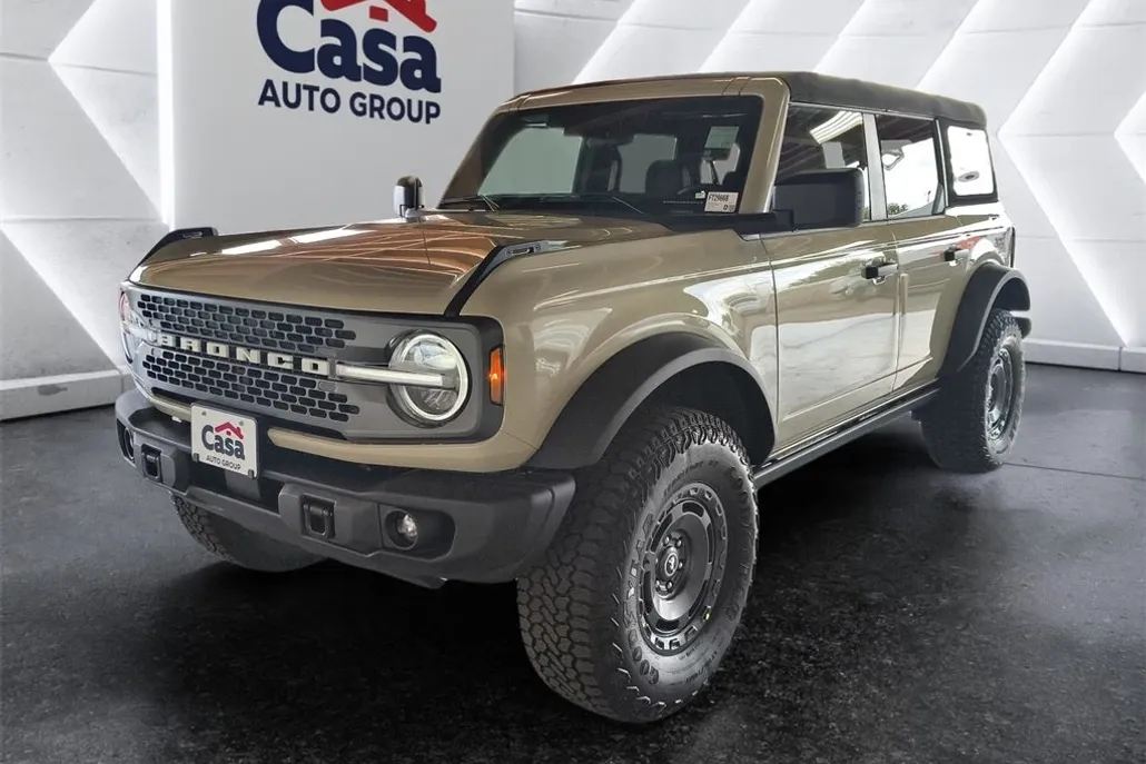2025 Ford Bronco Badlands photo 1