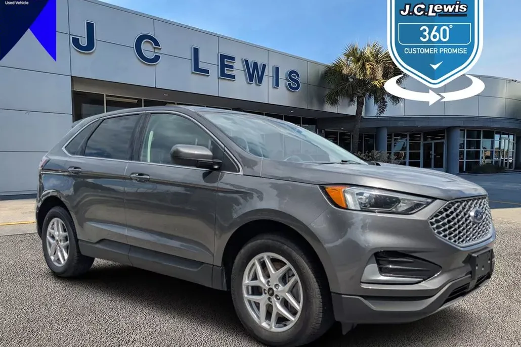 2023 Ford Edge SEL photo 1